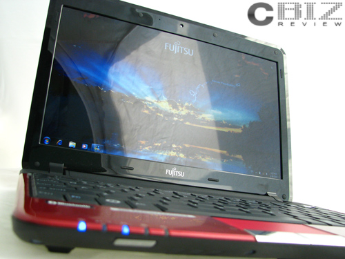 Review - Fujitsu LifeBook P3010 เน็ตบุ๊กพลัง AMD/ATI