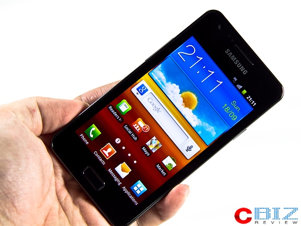 Review : Samsung Galaxy R ปรับสเปก เล่นราคาให้ครบไลน์