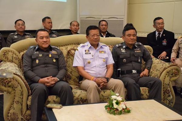 ตร.ภ.8 ประชุมสัญจรเน้นย้ำในพื้นที่จะต้องไม่มีการค้ามนุษย์