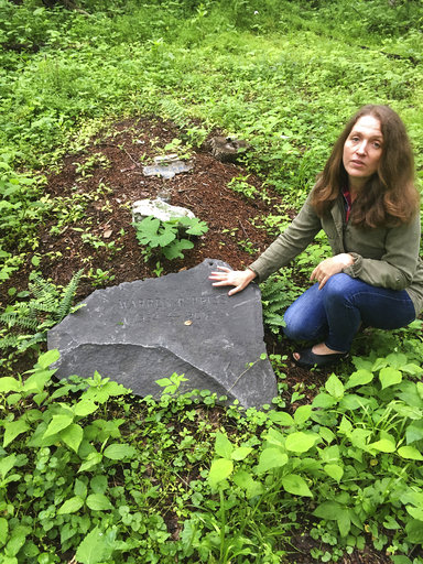 Forever green: Cemeteries make more room for natural burials