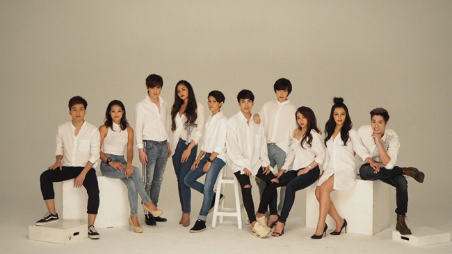 “ต้น-เต๋า-คชา” แท็กทีมเพื่อน AF8 ถ่ายโปสเตอร์คอนเสิร์ต “AF8 INFINITY ...