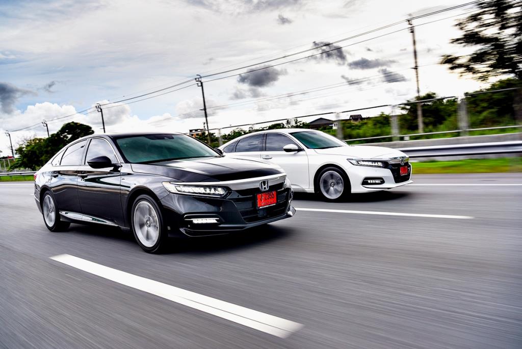 Photo Gallery Honda Accord 1.5 Turbo VS eHEV ลองขับเทียบ เพิ่มออปชัน