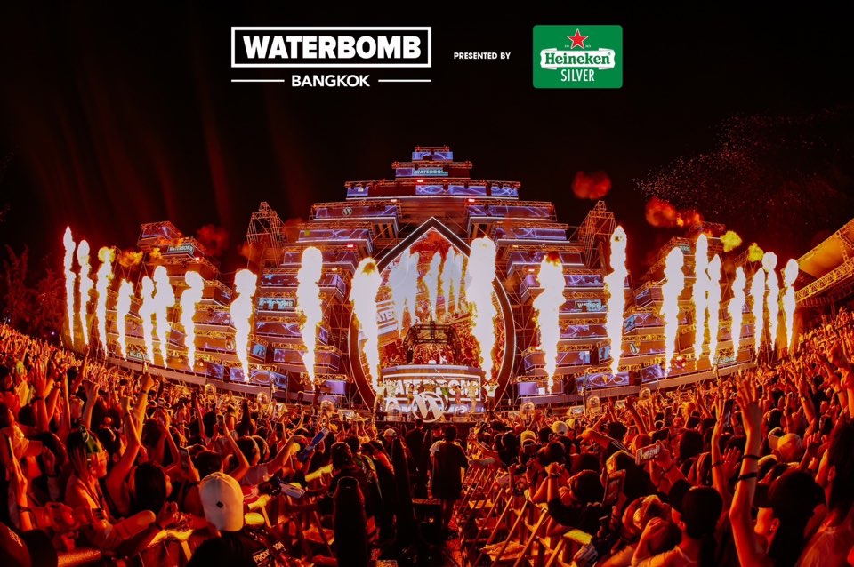 Get ready to explode the fun! Spit some water at “WATERBOMB Bangkok