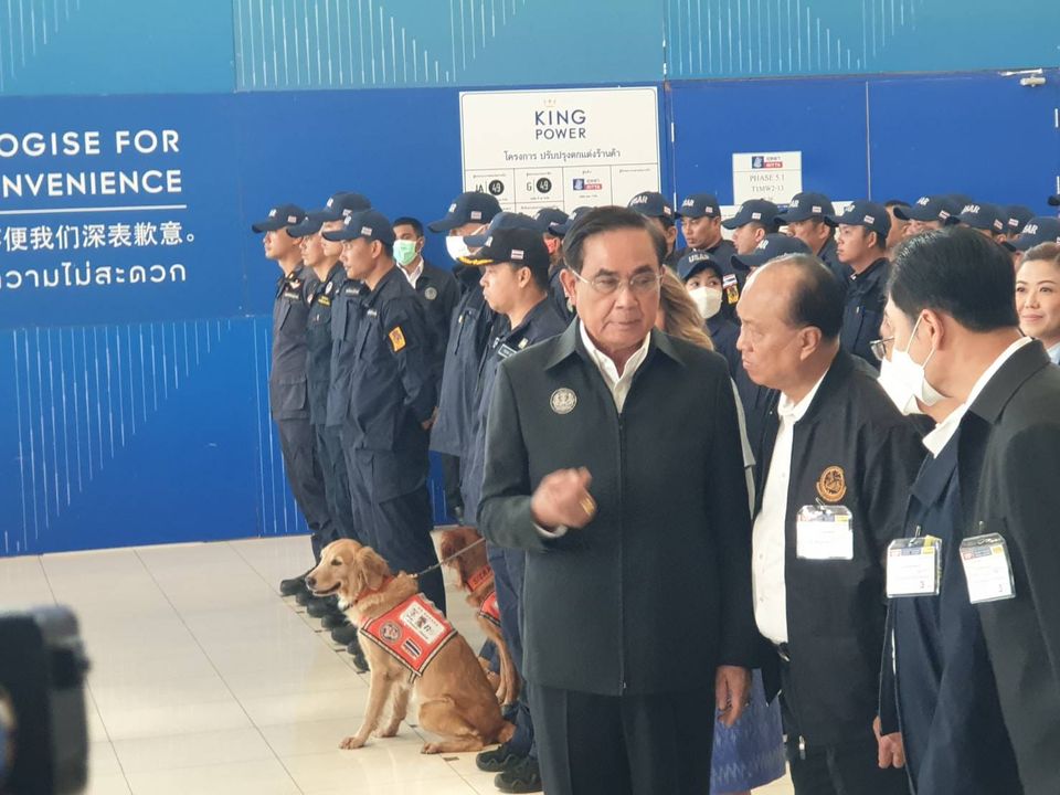 “บิ๊กตู่” ต้อนรับทีม USAR Thailand กลับไทย พร้อมมอบเหรียญที่ระลึก ชื่น ...