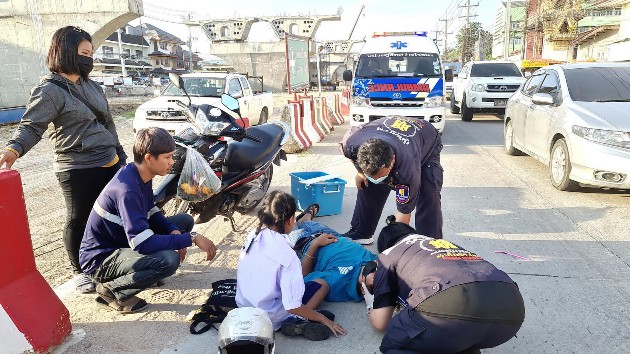 “Loy Krathong Day” is the champion in traffic accidents.  Called 1669 for help nearly 2,000 times.