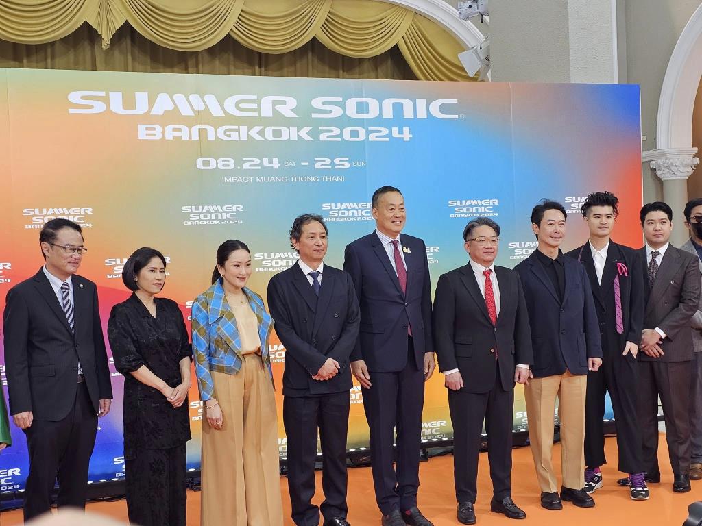 首相は日本に匹敵する観光客誘致を目指すサマーソニック・バンコク開催を発表。  「Oong Ing」は彼をソフトパワーに押し上げます。