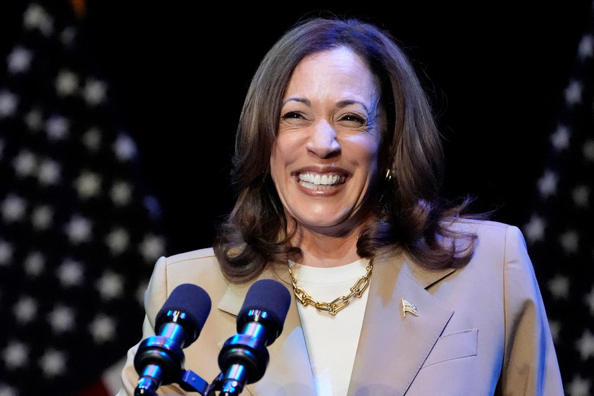 His stuff is absolutely sturdy!  Kamala Harris’ marketing campaign group raises greater than 0 million in donations within the first week