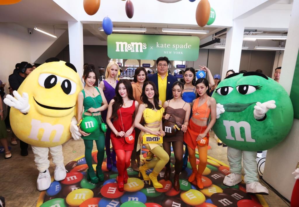 M&M'S x kate spade Collection ดึงเกิร์ลกรุ๊ป"4EVE" ร่วมเปิดราคา