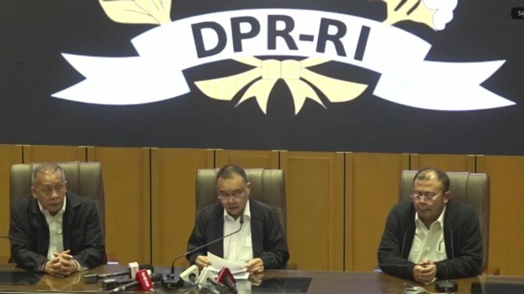 Indonesia Council Cuts Off Accommodation – Armored Car Incident