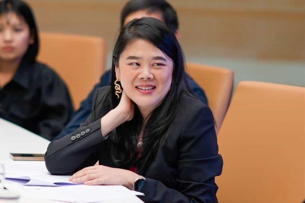 ภาพประกอบข่าว: 'ชยิกา' แนะรัฐบาลพิสูจน์ข้อเท็จจริงไทย-กัมพูชาตามหลักนิติรัฐสากล ผู้นำต้องไม่ลอยตัว กองทัพประสาน กต.สื่อสารทิศทางเดียวกัน