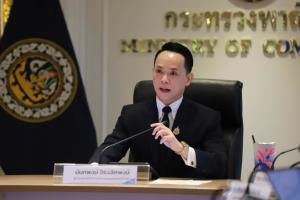 สหรัฐฯ ประกาศขึ้นภาษีนำเข้าสินค้าจีน 100% หวังกดดันการค้าโลก